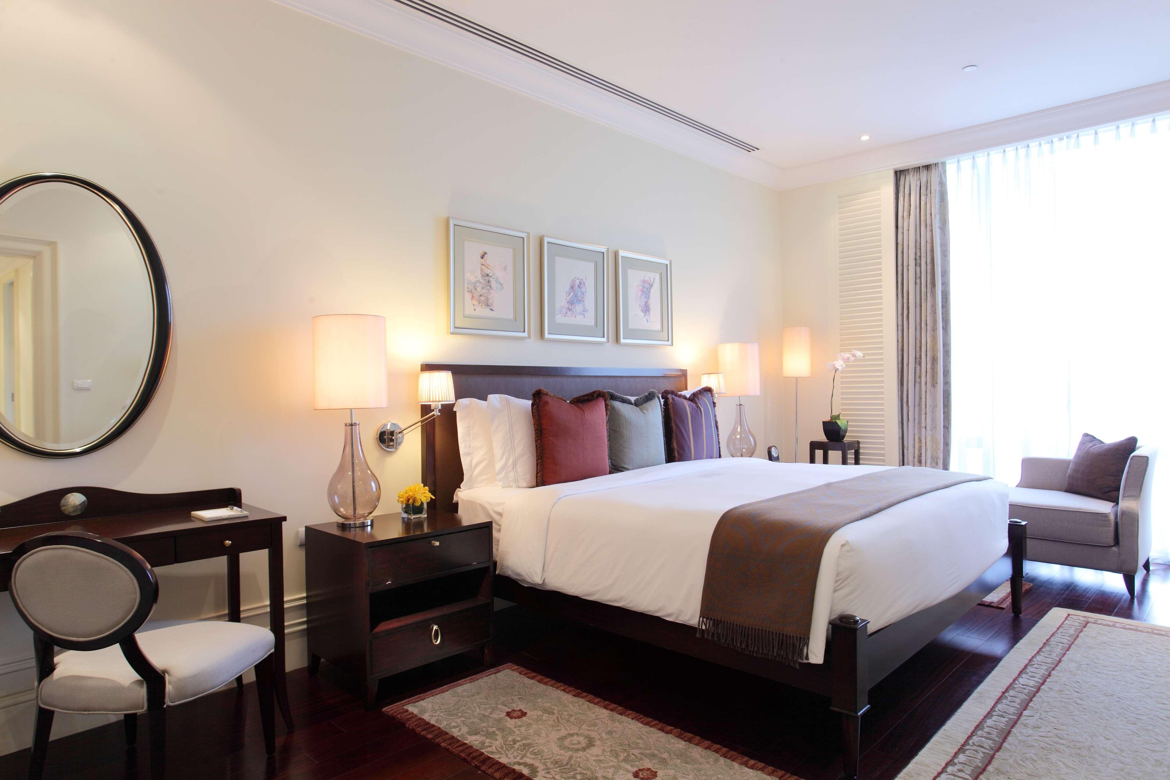Hotel Raffles Makati Makati City