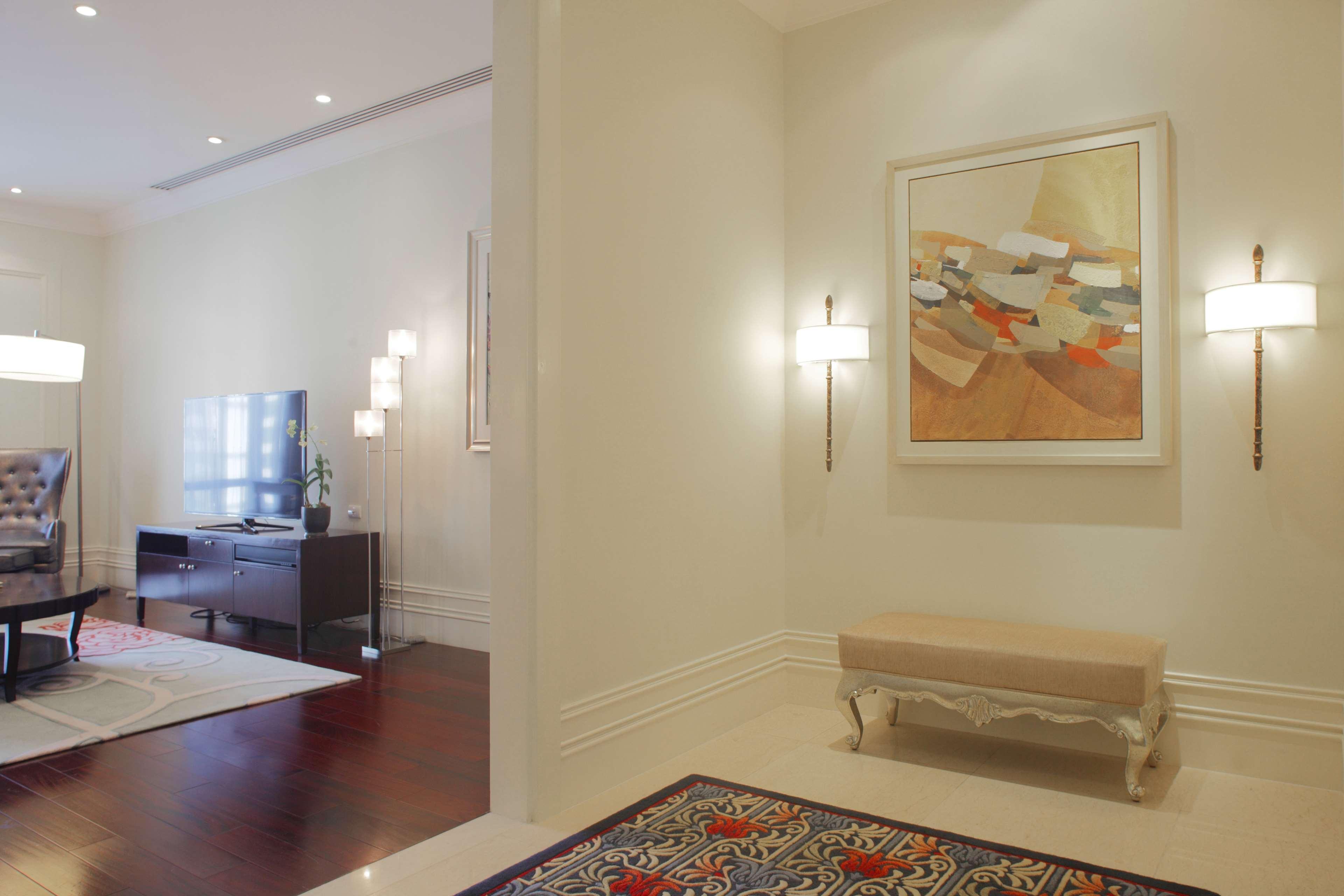 Hotel Raffles Makati