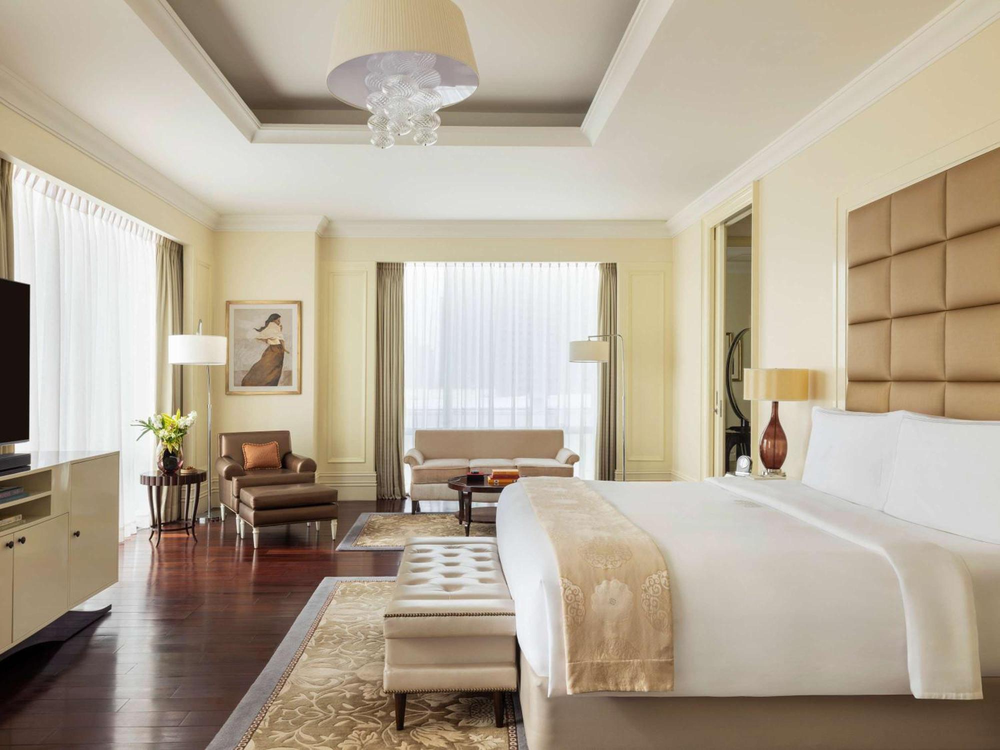 Hotel Raffles Makati